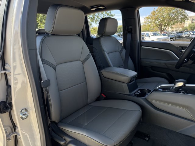 2026 Chevrolet Colorado ZR2 - Photo 21