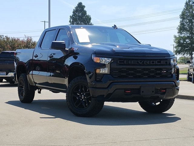 Used 2023 Chevrolet Silverado 1500 Custom with VIN 3GCUDCED6PG169237 for sale in Frisco, TX