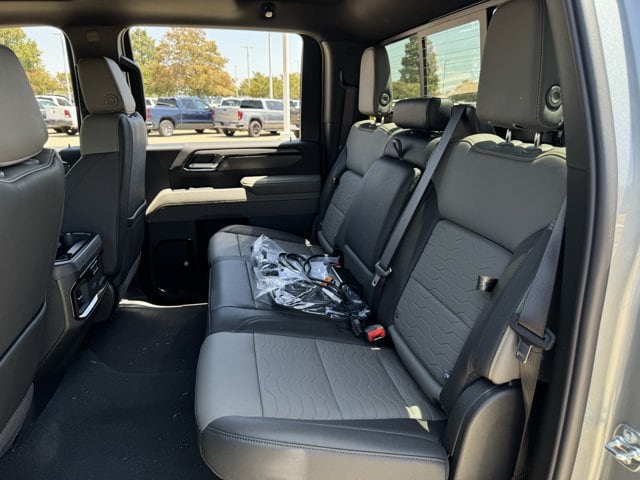2026 Chevrolet Silverado 2500 HD ZR2 - Photo 24