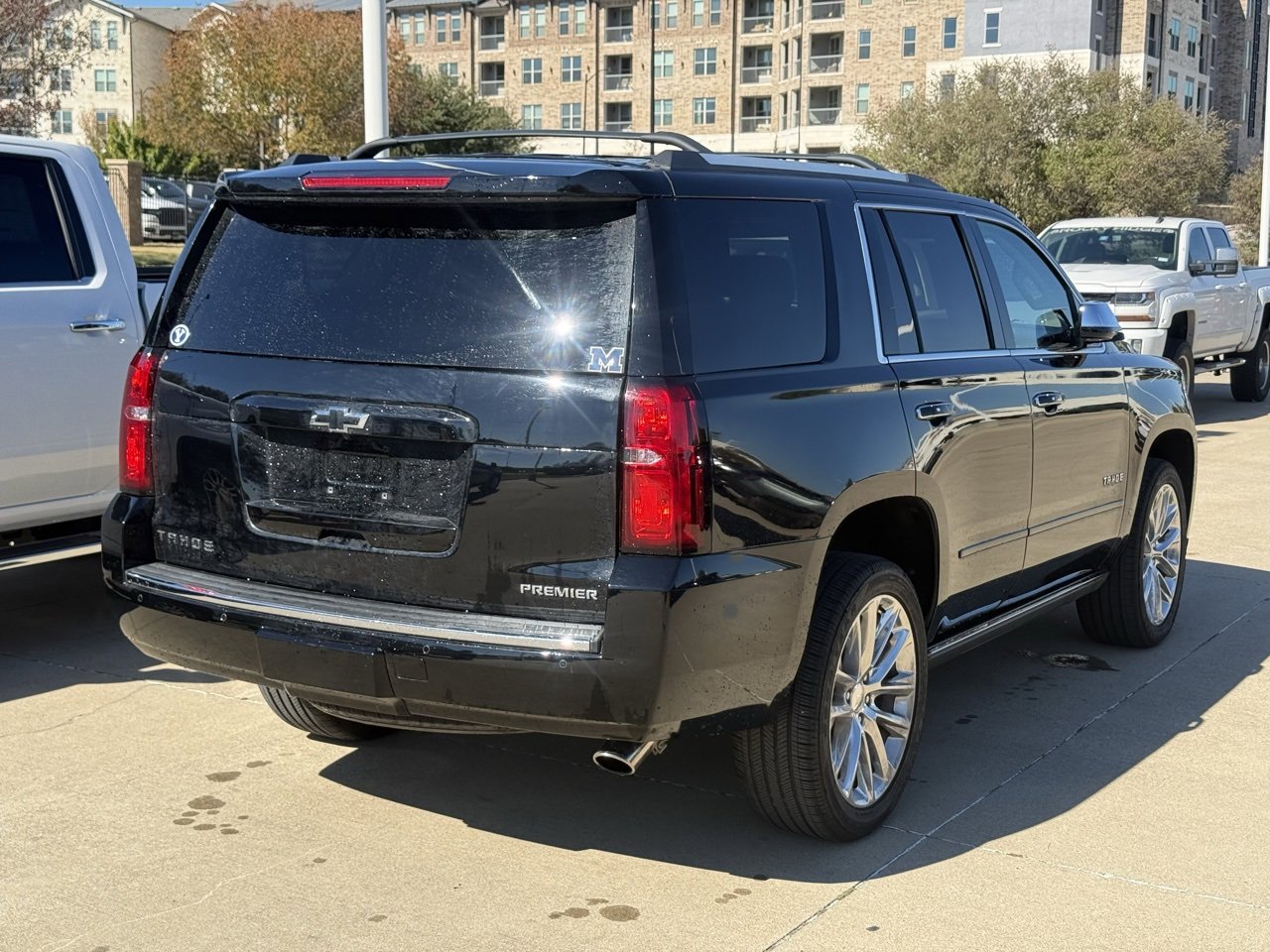 2019 Chevrolet Tahoe Premier photo 3