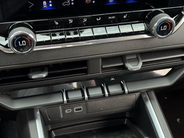 2026 Chevrolet Colorado Trail Boss - Photo 15