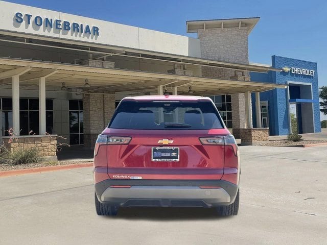 2027 Chevrolet Equinox LT - Photo 6
