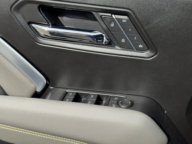 2026 Chevrolet Colorado ZR2 - Photo 19