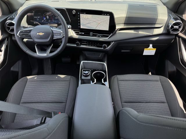 2027 Chevrolet Equinox LT - Photo 10