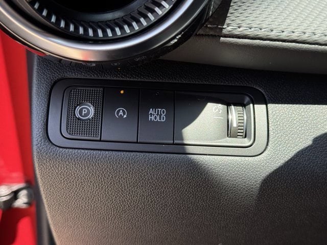 2027 Chevrolet Equinox LT - Photo 20