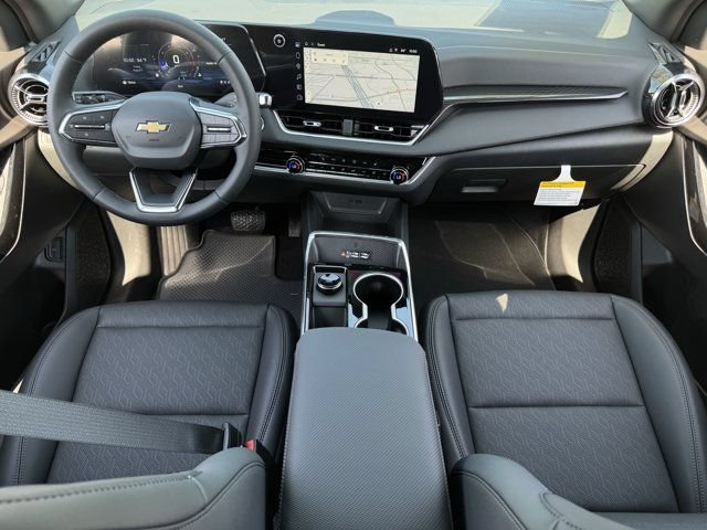 2027 Chevrolet Equinox LT - Photo 10