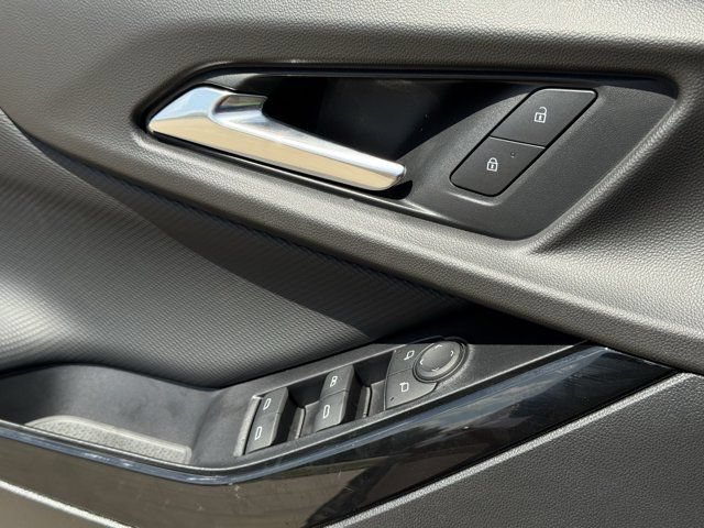 2027 Chevrolet Equinox LT - Photo 20