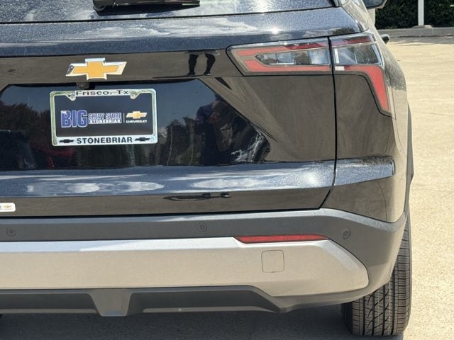 2027 Chevrolet Equinox LT - Photo 7