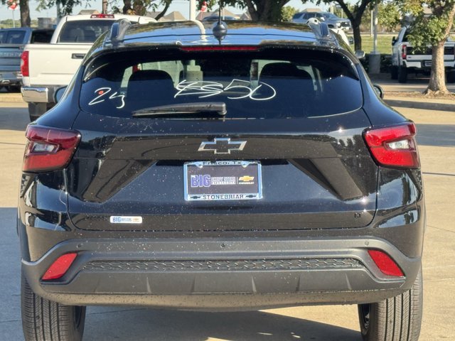 2026 Chevrolet Trax LT - Photo 6