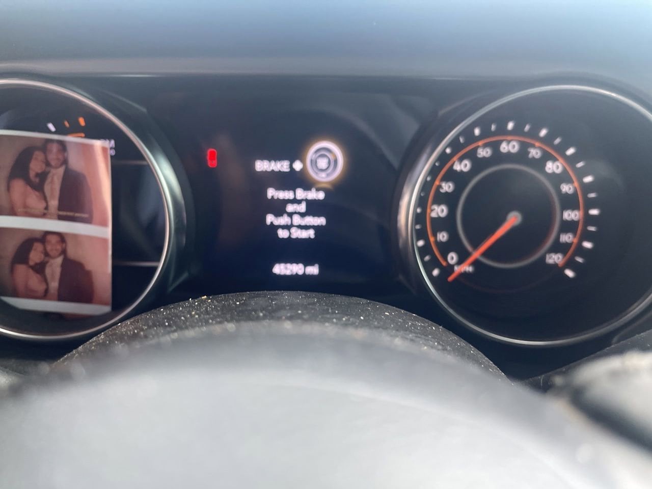 2022 Jeep Gladiator Sport S's photo