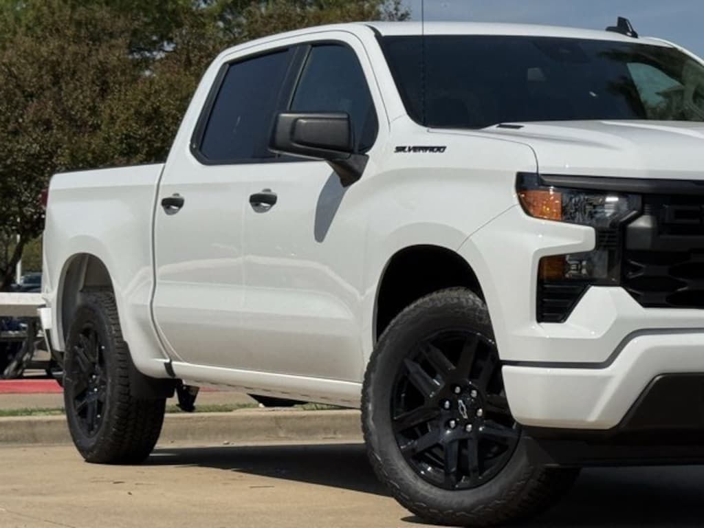 New 2026 Chevrolet Silverado 1500 Custom Truck Crew Cab