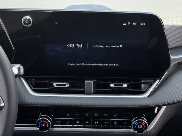 2027 Chevrolet Equinox LT - Photo 13