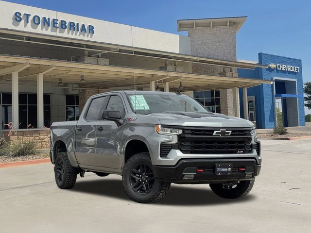 2026 Chevrolet Silverado 1500 LT Trail Boss photo 2