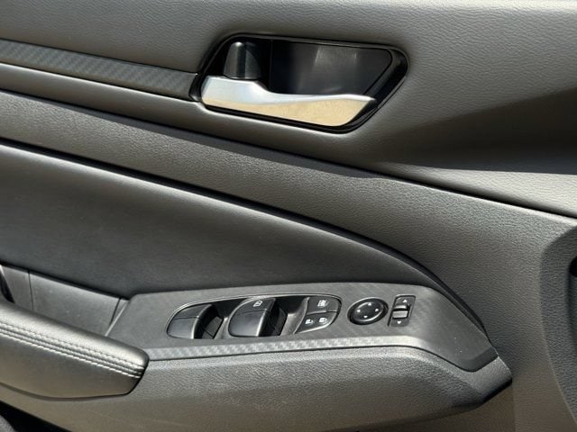 2025 Nissan Altima SV - Photo 24