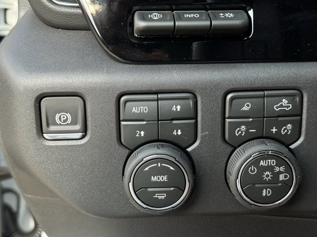 2026 Chevrolet Silverado 1500 ZR2 - Photo 18