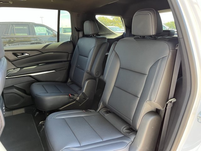 2027 Chevrolet Traverse LT - Photo 25