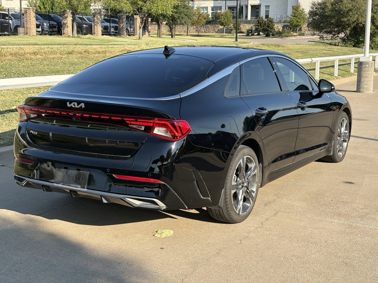 2022 Kia K5 EX photo 4