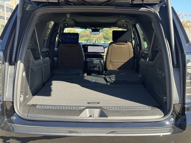 2026 Chevrolet Suburban High Country - Photo 29