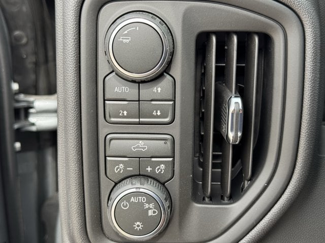 2026 Chevrolet Silverado 1500 Custom Trail Boss - Photo 19