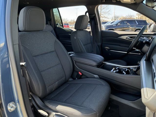 2025 Chevrolet Traverse LT - Photo 25