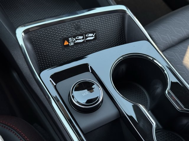 2027 Chevrolet Equinox RS - Photo 16