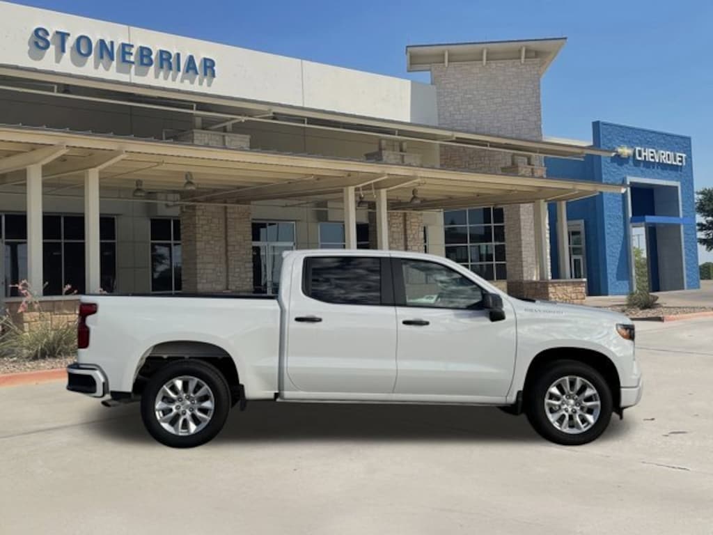 New 2026 Chevrolet Silverado 1500 Custom Truck Crew Cab