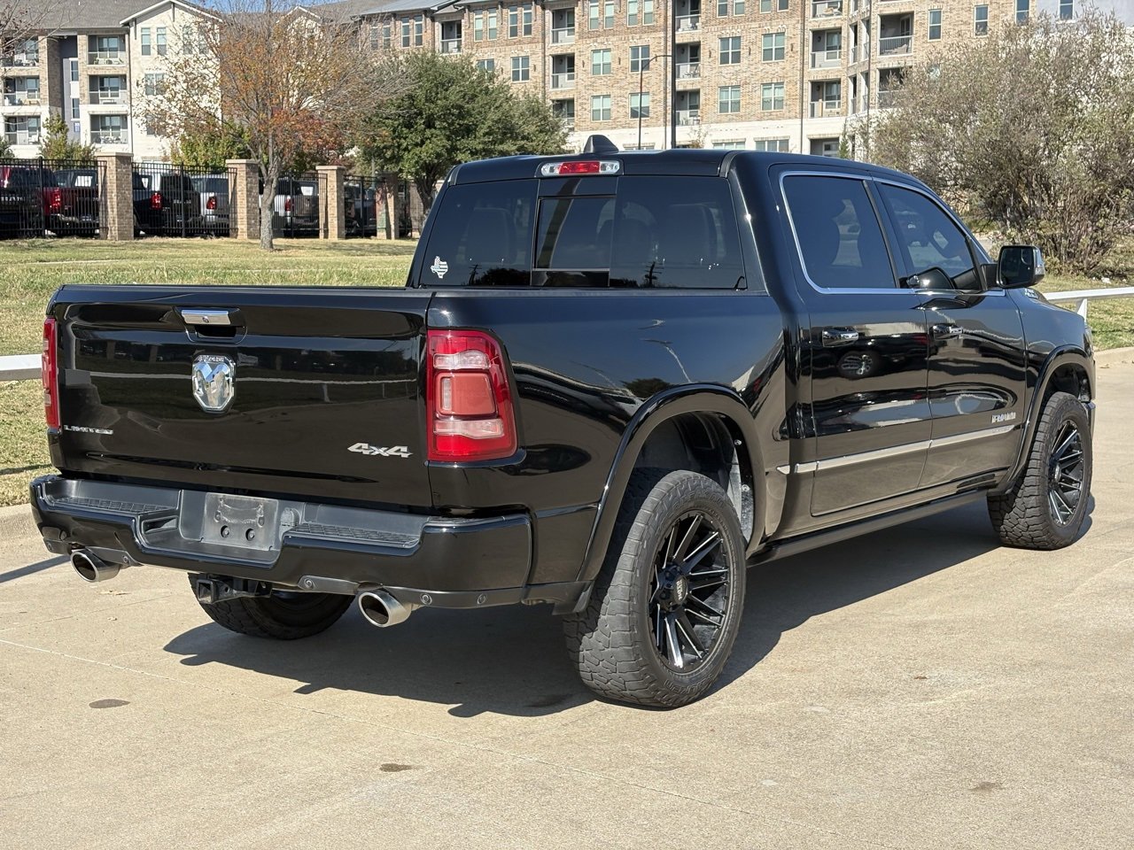 2019 Ram 1500 Limited photo 4