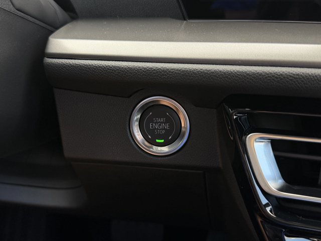 2027 Chevrolet Traverse LT - Photo 20