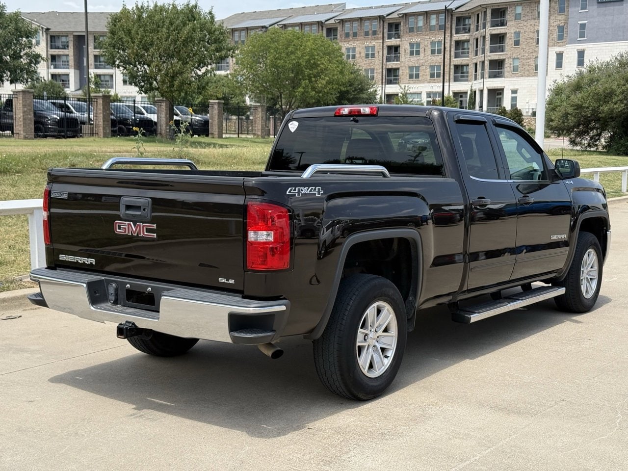 2018 Gmc Sierra 1500 SLE photo 4