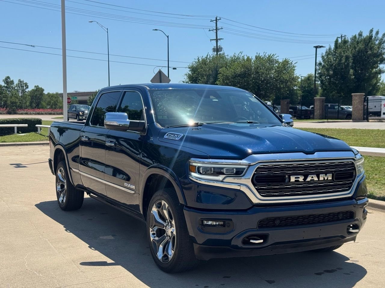 2019 RAM 1500 Limited 4x4 Crew Cab 6'4's photo
