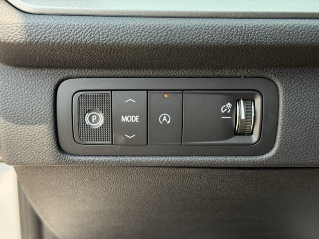 2027 Chevrolet Traverse LT - Photo 18