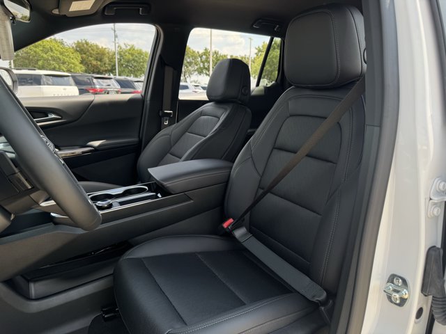 2027 Chevrolet Equinox LT - Photo 21