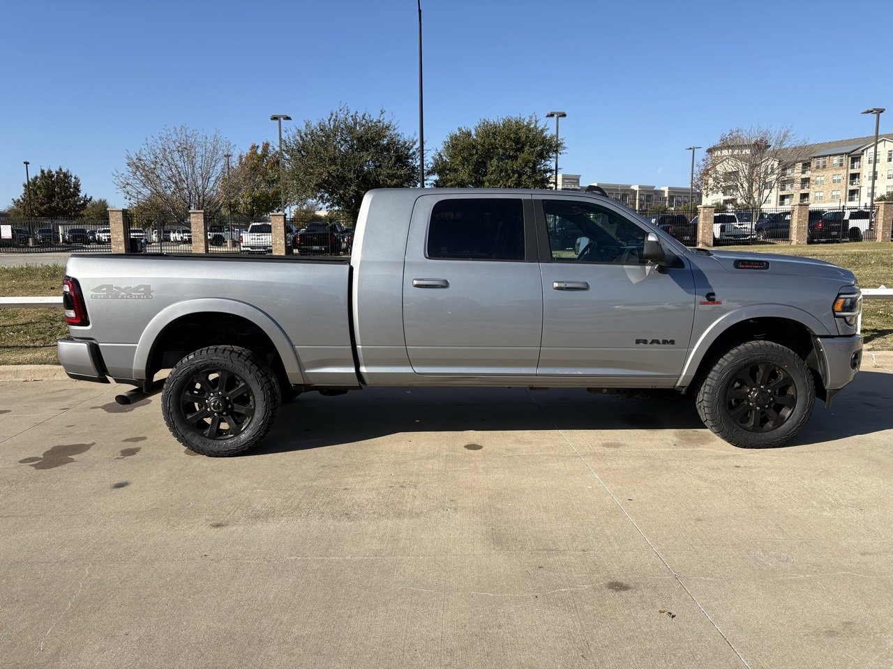 2021 Ram 2500 Laramie photo 3