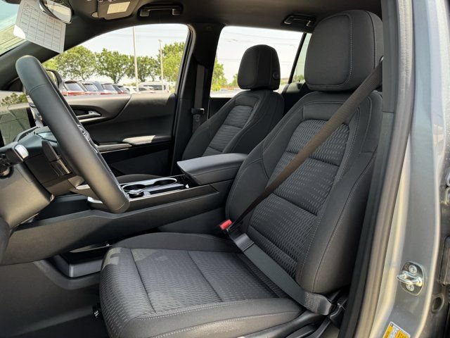 2027 Chevrolet Equinox LT - Photo 20
