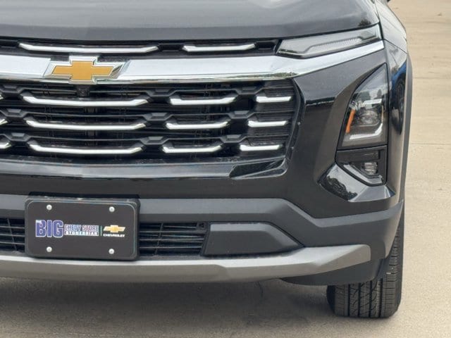 2027 Chevrolet Equinox LT - Photo 9