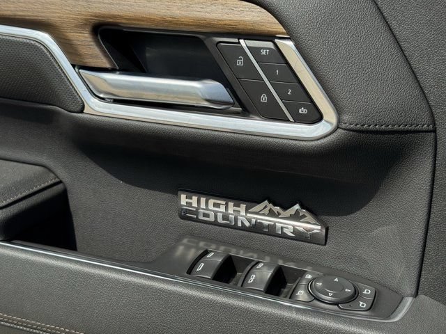 2026 Chevrolet Silverado 1500 High Country - Photo 19