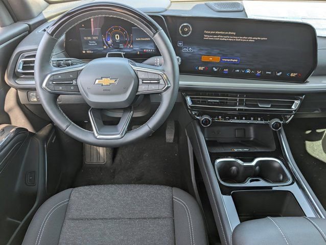 2025 Chevrolet Traverse LT - Photo 11