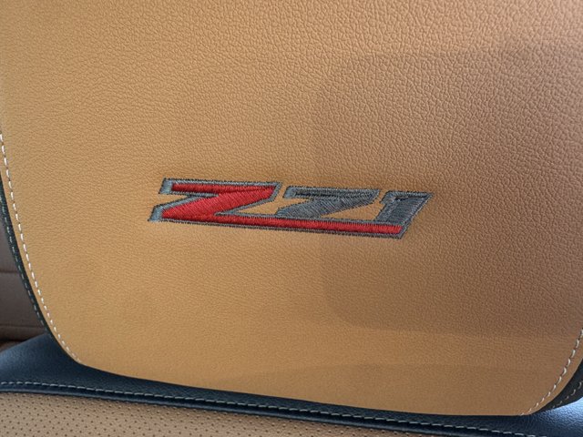 2027 Chevrolet Traverse Z71 - Photo 20