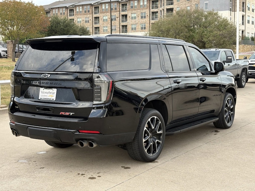 Used 2025 Chevrolet Suburban RST SUV