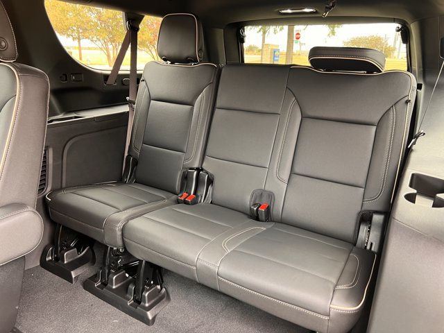 2026 Chevrolet Suburban Premier - Photo 30