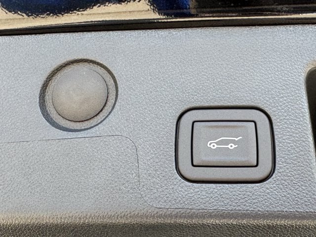2027 Chevrolet Equinox RS - Photo 28