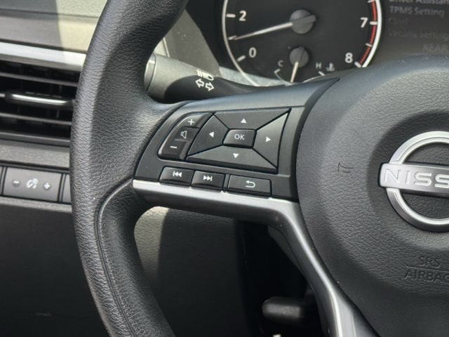 2025 Nissan Altima SV - Photo 13