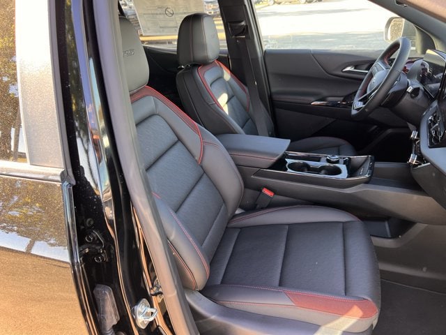 2027 Chevrolet Equinox RS - Photo 24