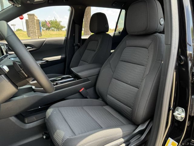 2027 Chevrolet Equinox LT - Photo 22