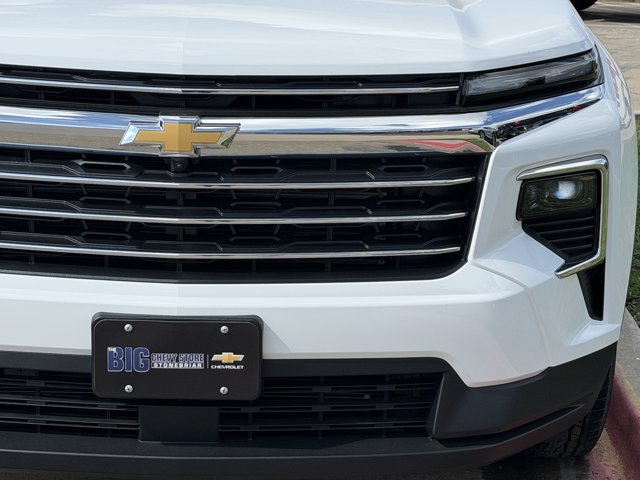 2027 Chevrolet Traverse LT - Photo 9