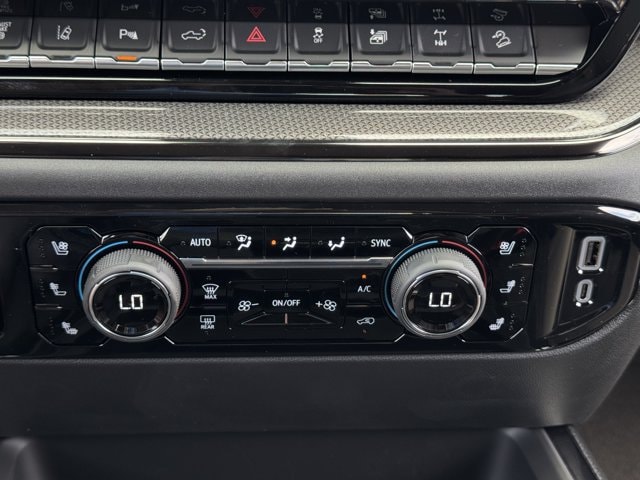 2026 Chevrolet Silverado 2500 HD ZR2 - Photo 16