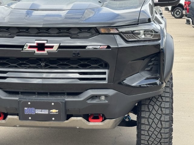 2026 Chevrolet Colorado ZR2 - Photo 9
