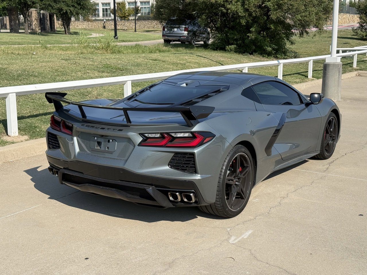 2023 Chevrolet Corvette Stingray 2LT photo 4
