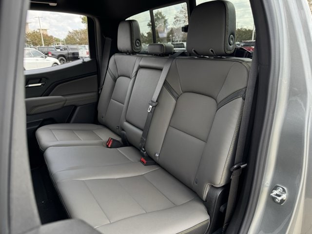 2026 Chevrolet Colorado ZR2 - Photo 22