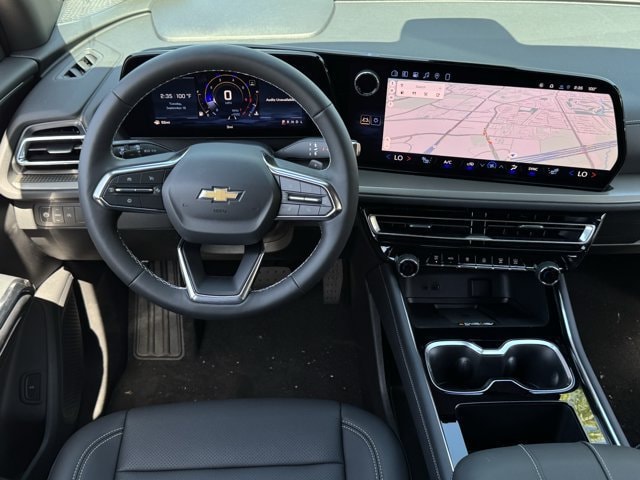 2027 Chevrolet Traverse LT - Photo 11